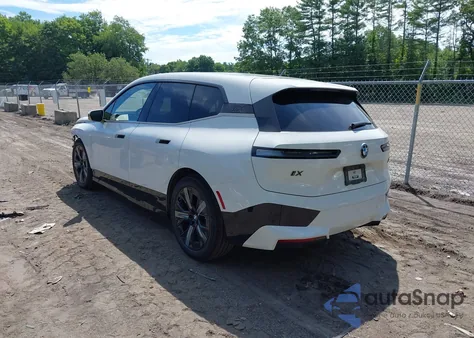 2023 BMW Ix M60 из США, поврежденный, VIN WB533CF00PCL52030